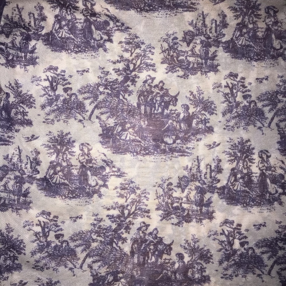 Top - Picture 2 of 3